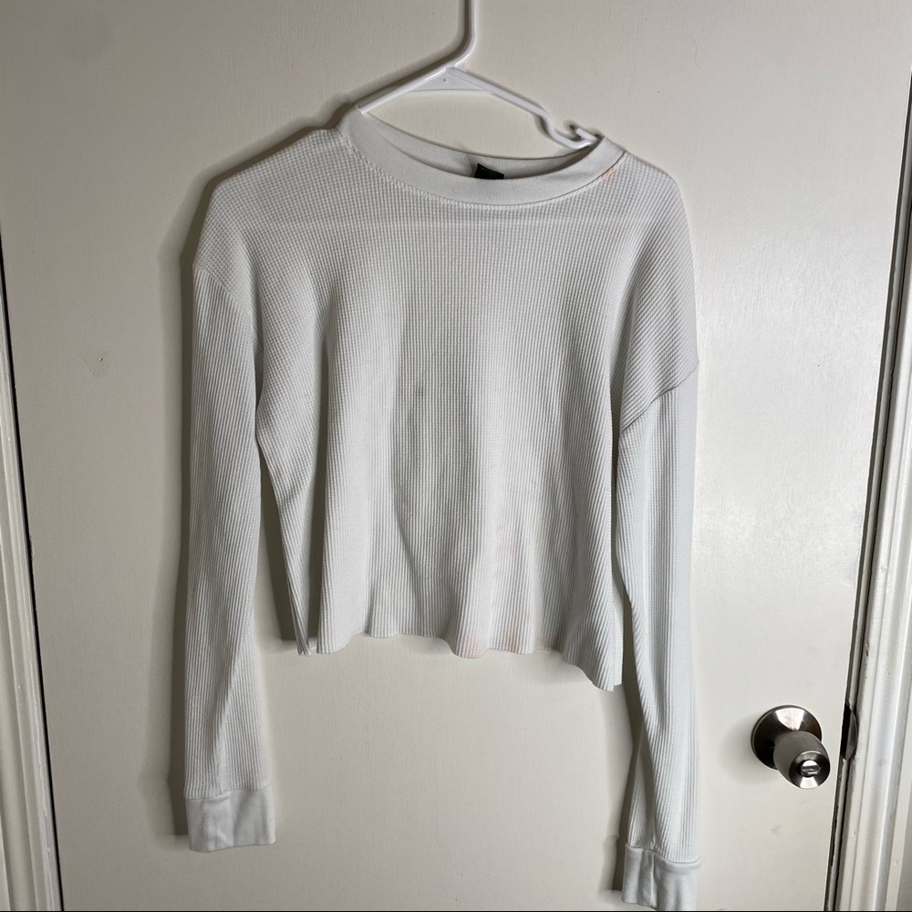 White long sleeve crop top